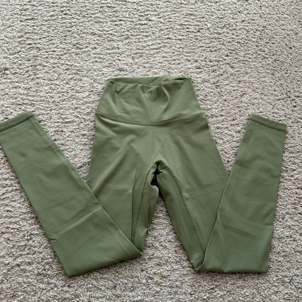 NVGTN Signature Leggings